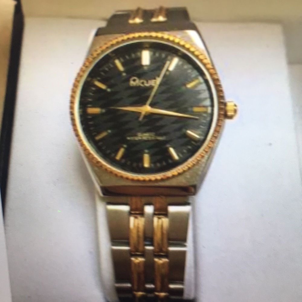 Vintage Acuet men’s watch